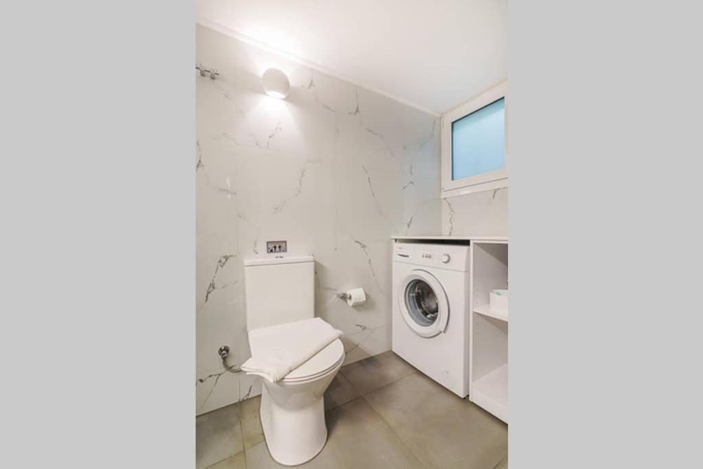 Bright Apartment For 6 Ppl In Athene Buitenkant foto