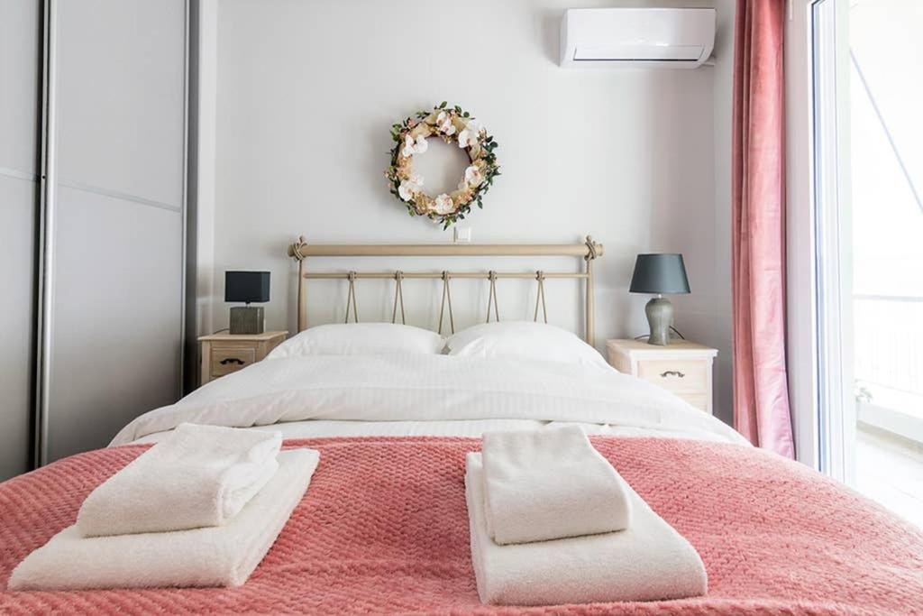 Bright Apartment For 6 Ppl In Athene Buitenkant foto